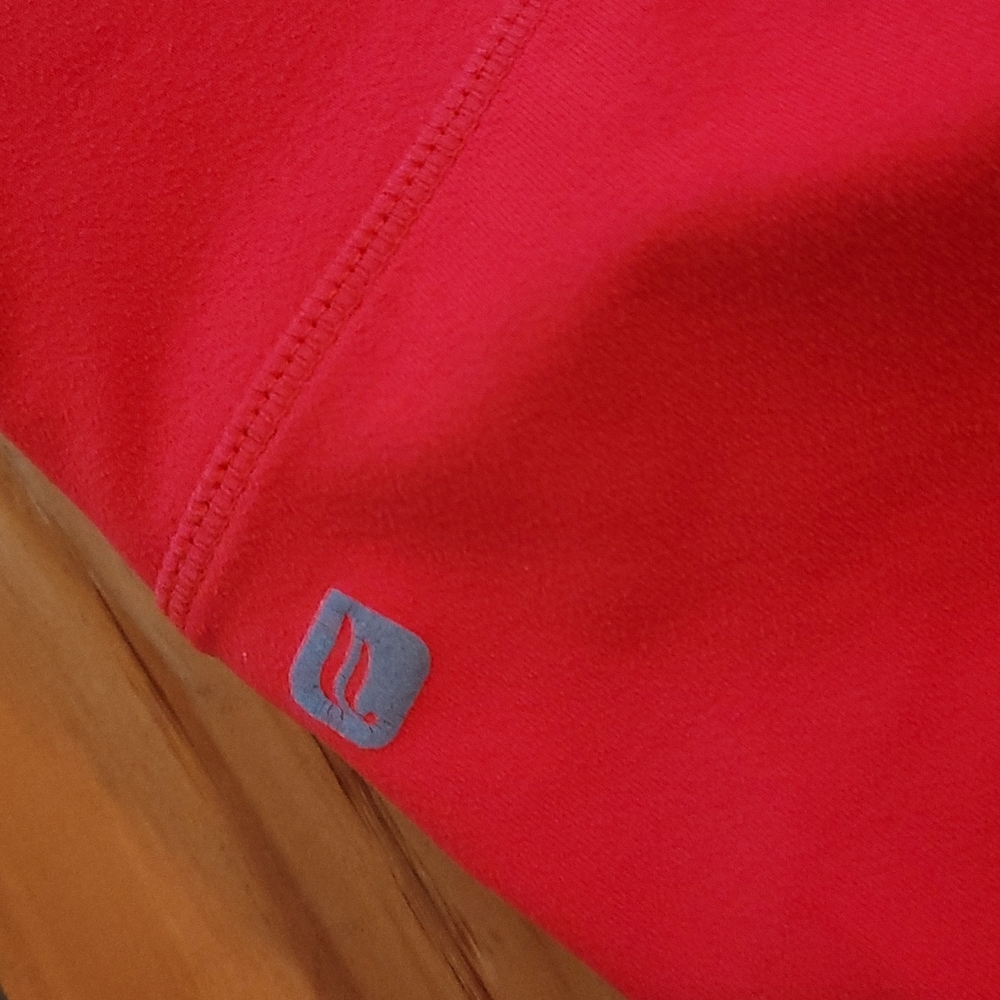 Fabletics Capris - Picture 2 of 2